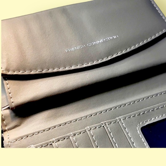 NWT FRENCH CONNECTION COLOR: slate green honey CROC wristlet - Picture 5 of 6